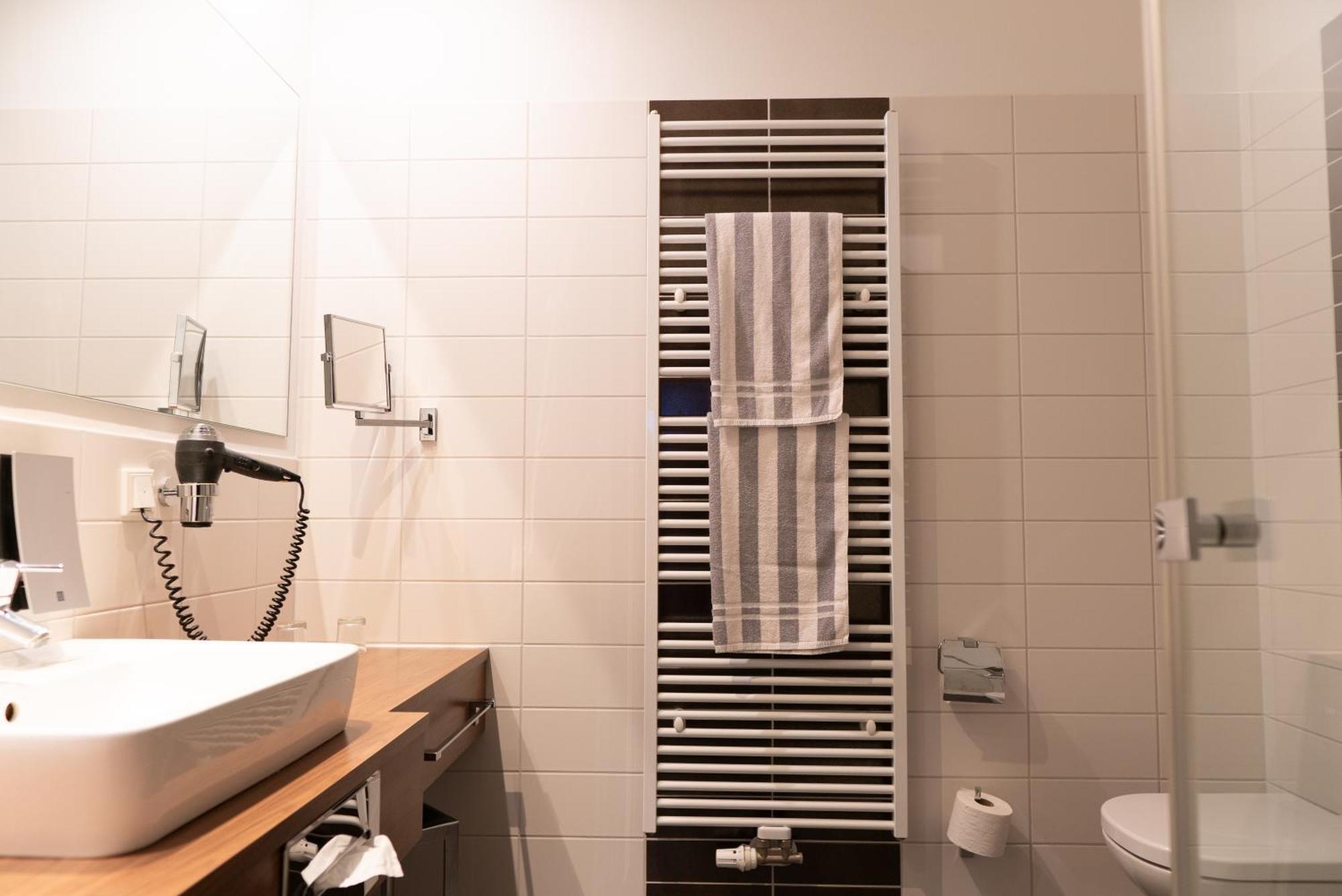 Hotel Bruehlerhoehe Erfurt Zewnętrze zdjęcie